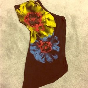 Primary floral top